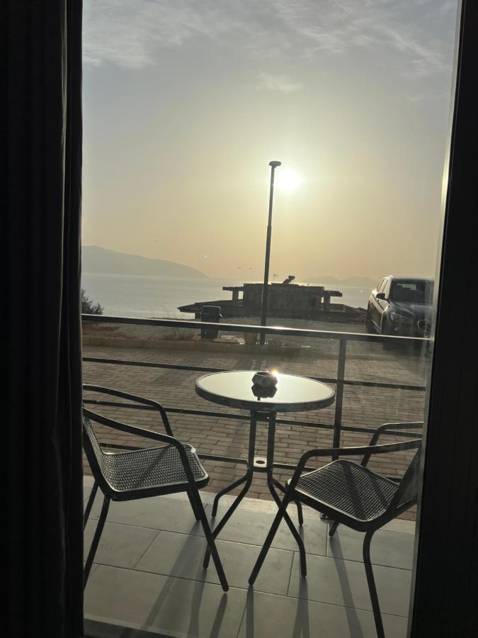 Sea You Soon Apartments Vlorë Eksteriør bilde